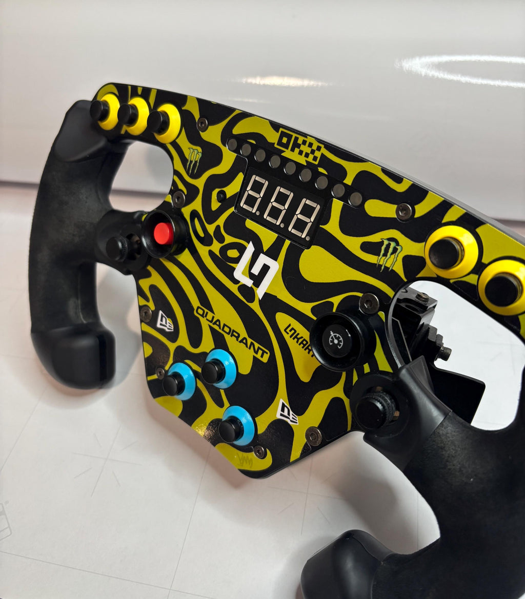 Stickers pour volant Fanatec Esport F1 V1 et V2 -  Lando Norris LN4 Quadrant McLaren casque