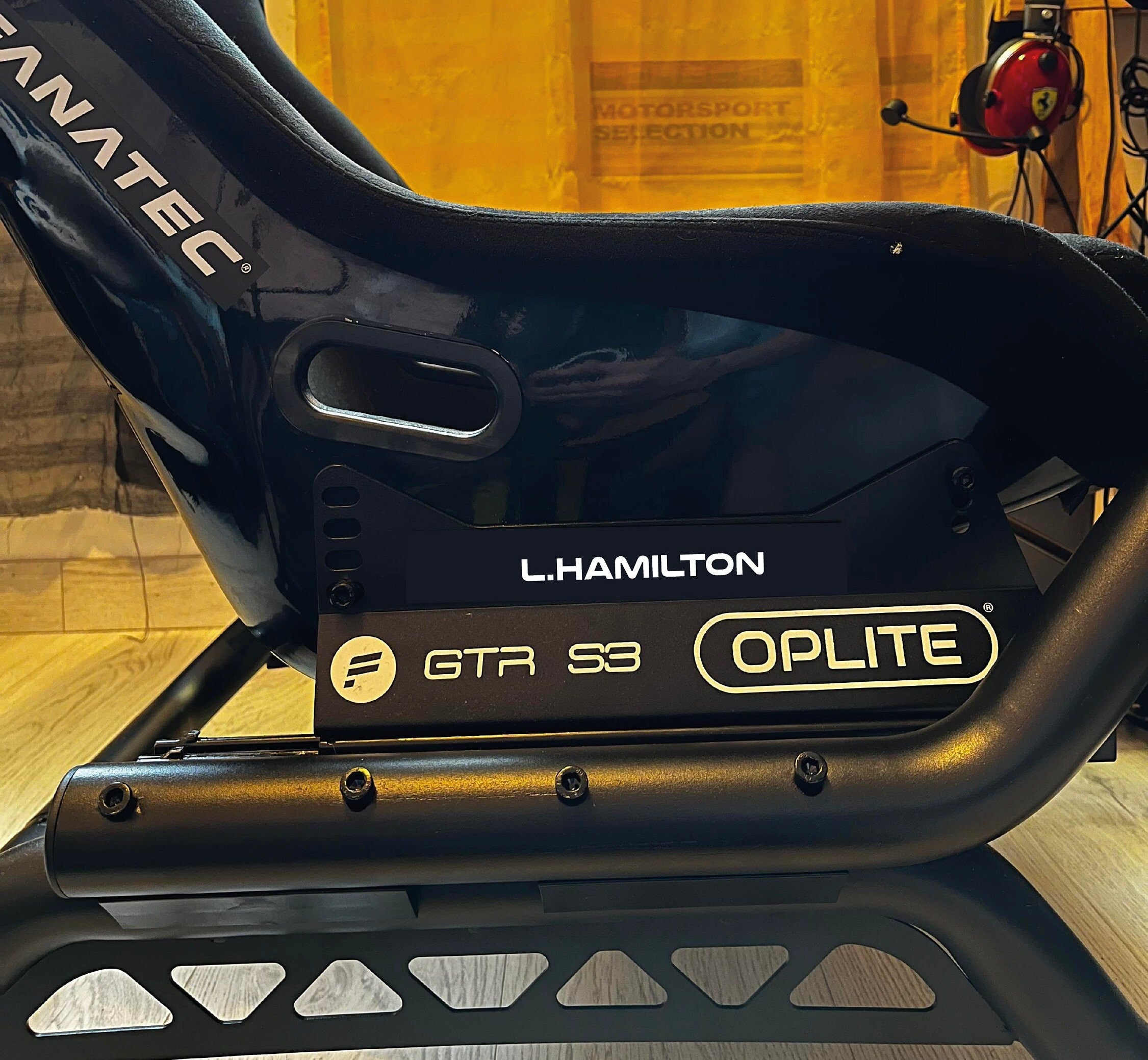 Stickers (x2) nom de pilote personnalisé pour simracing sur baquet ou châssis