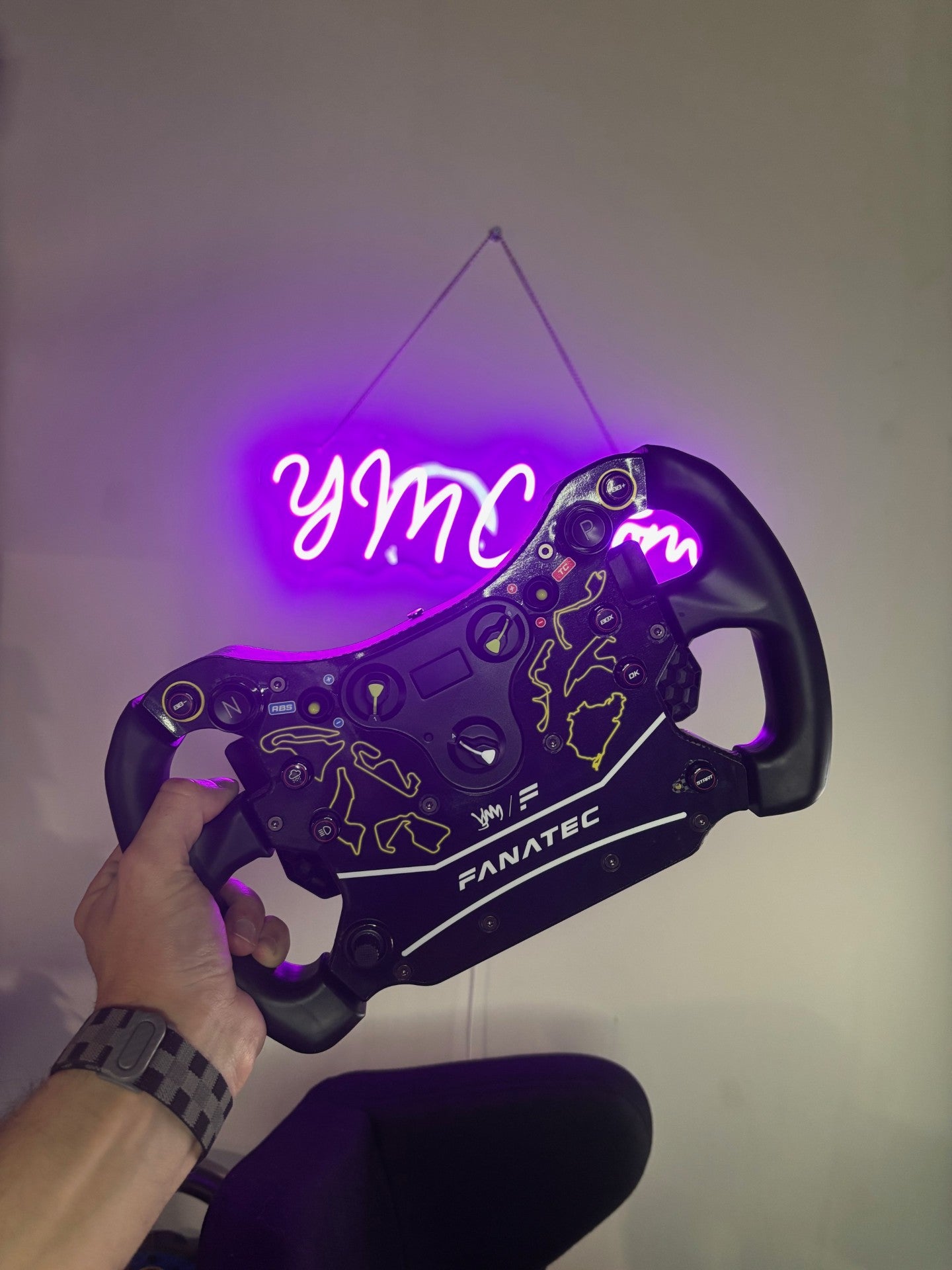 Autocollant YM Custom x Fanatec pour volant complet Fanatec CSL GT3 / CSL McLaren GT3