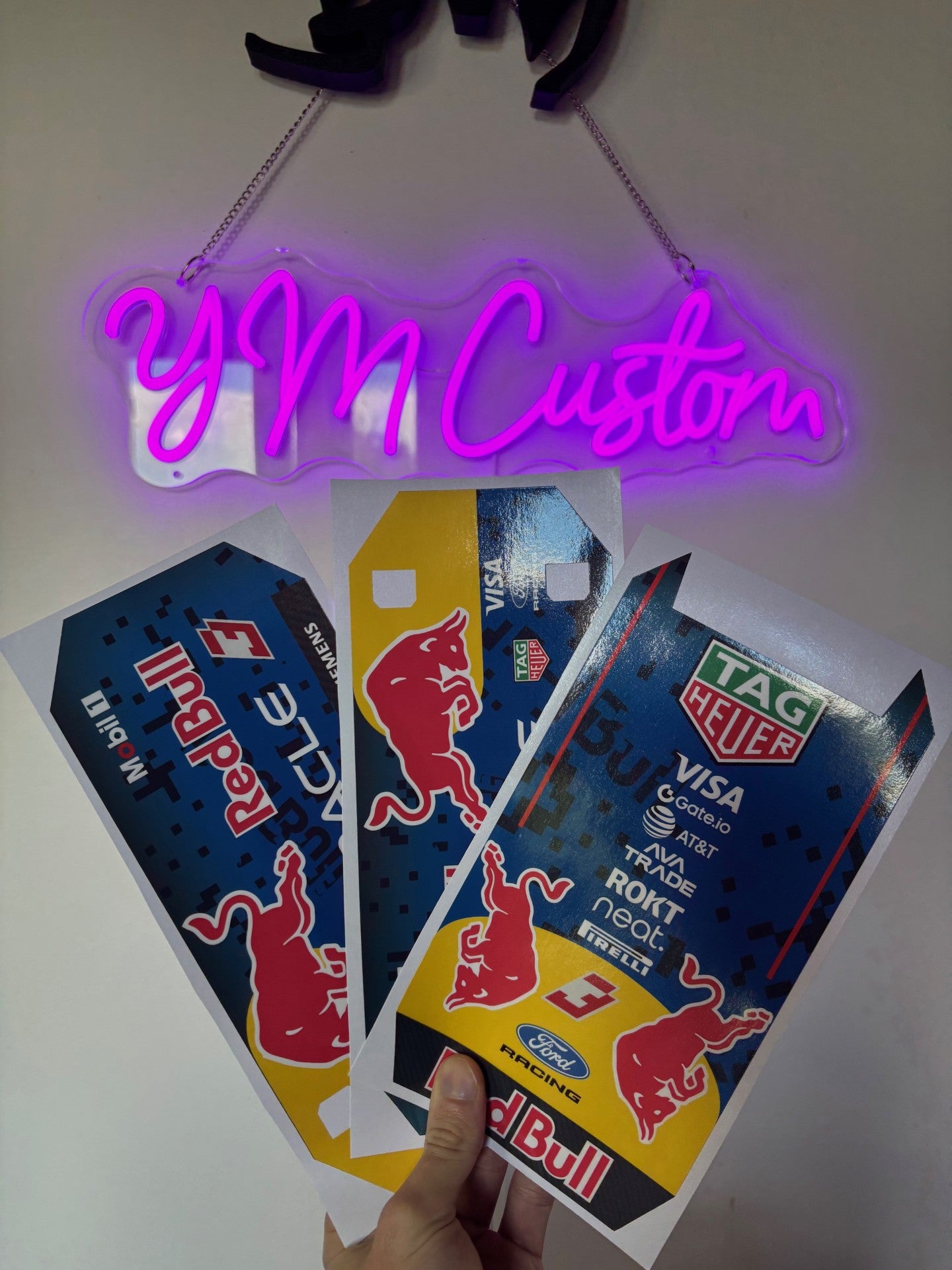 Stickers for Fanatec DD1 or DD2 steering wheel motor base - Red Bull Ford Racing 2026